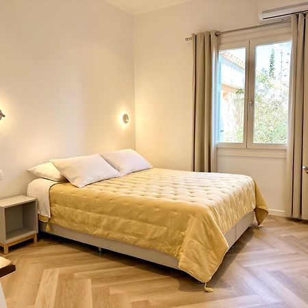 Kamelia Hotel Szpécesz Szoba fotó